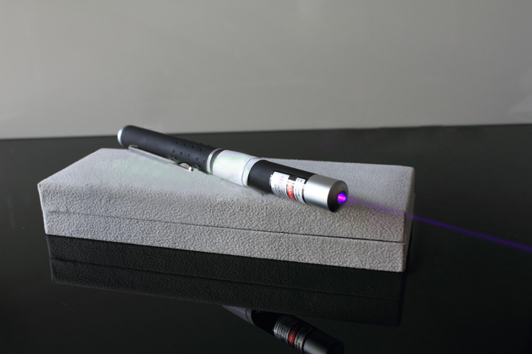 royal purple laser pointer
